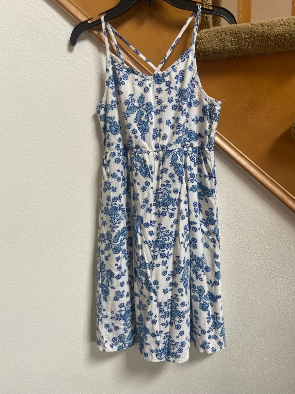 NWOT Old Navy Kids Blue/White Floral Sundress, sz XL (14)